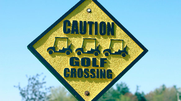 Golf Crossing sign